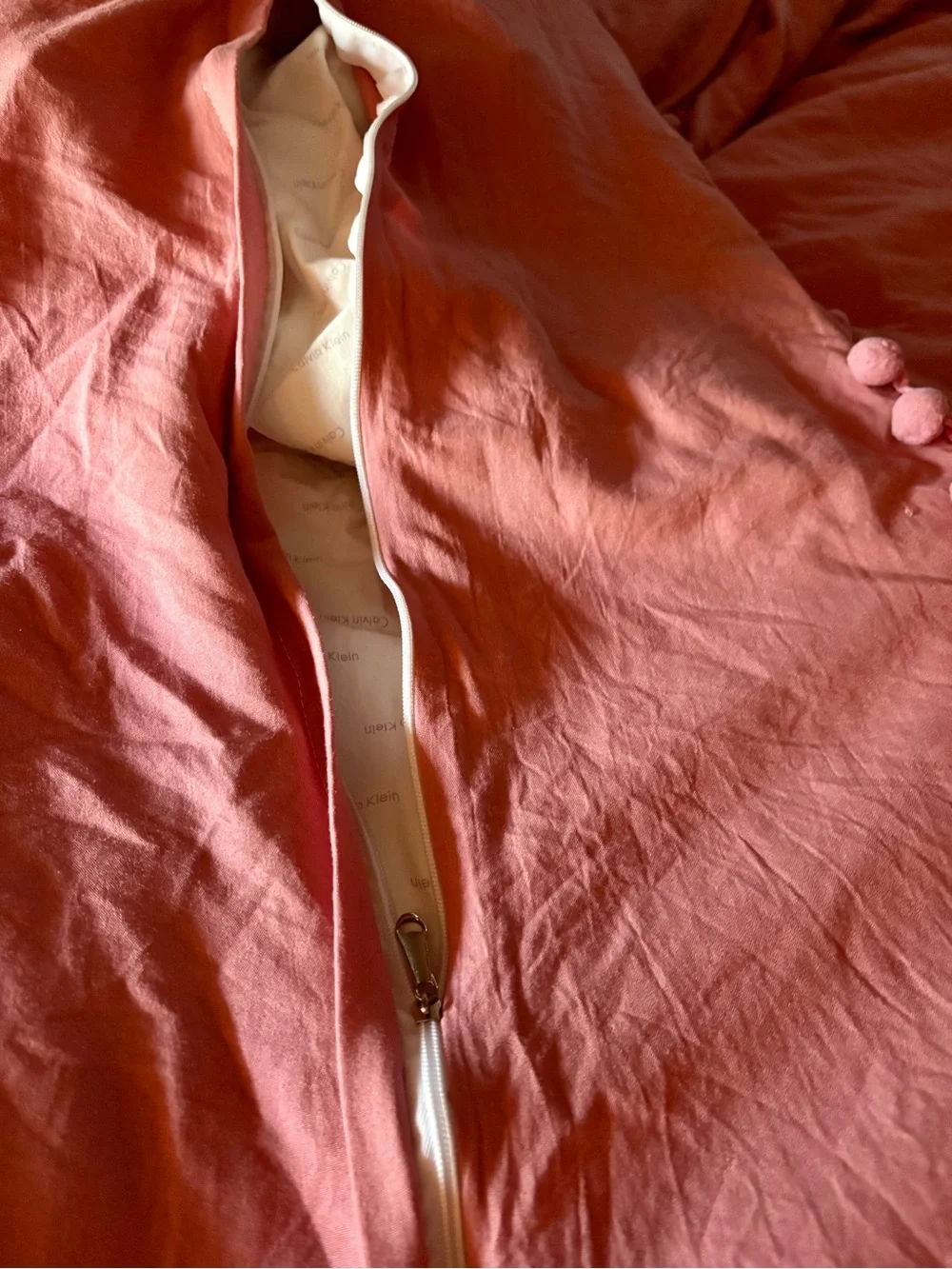 Pom-Pom Duvet Cover Set in Rose